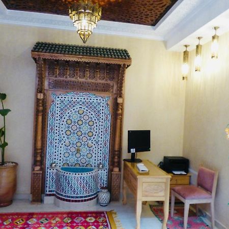 Click Riad & Spa Hotel Marrakesh Bagian luar foto